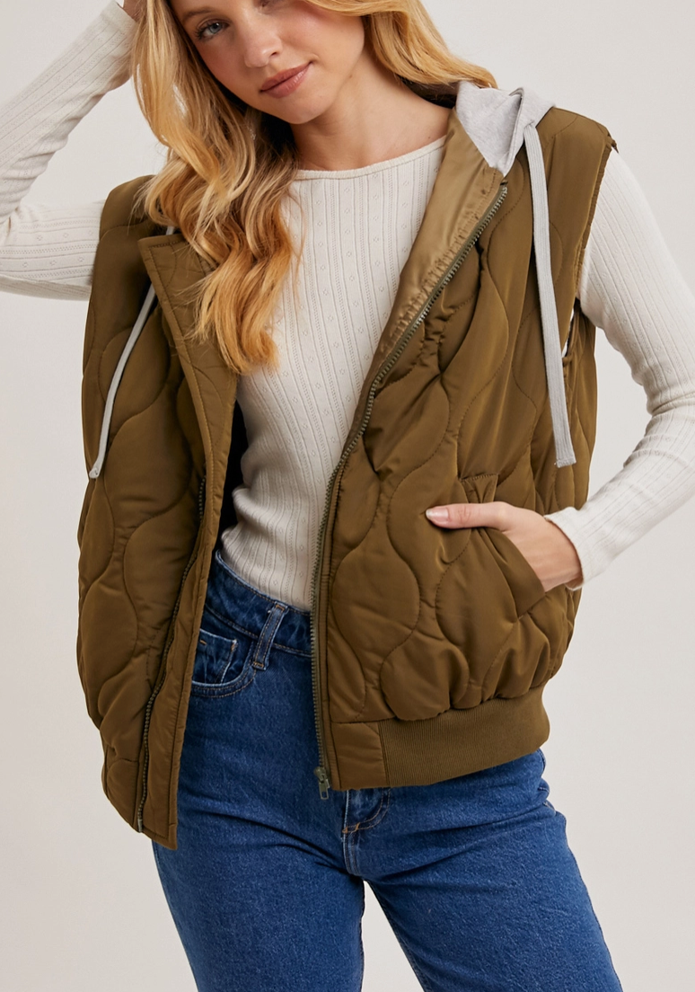 7581 -Zipper Front Quilted Puffer Vest Contrast Hoodie