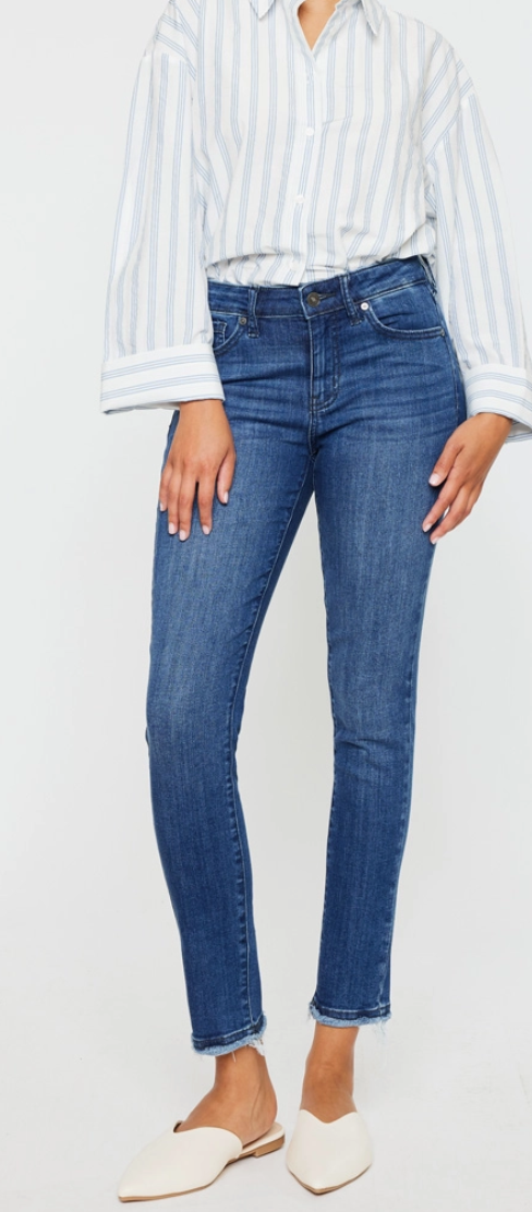 7609 - Kan Can Mid Rise Skinny Frayed Hem