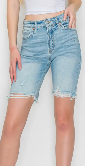7674 - High Rise Bermuda Jeans