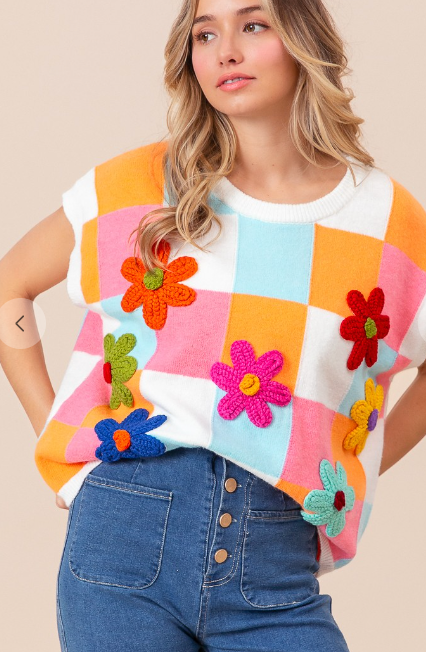 7466 - Flower Patches Sweater Vest