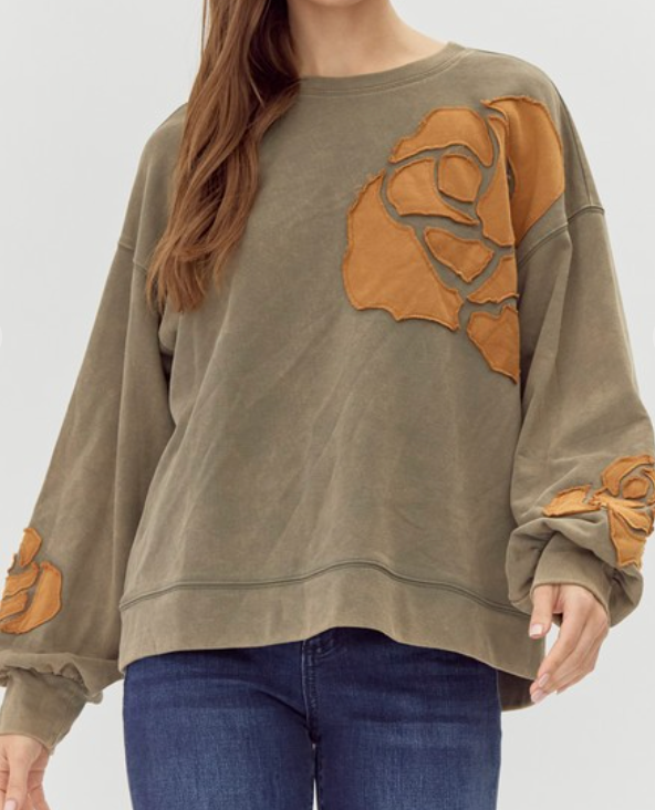 7576 - Flower Patch Sweatshirt